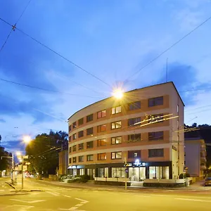 4* Szálloda Am Neutor Zentrum